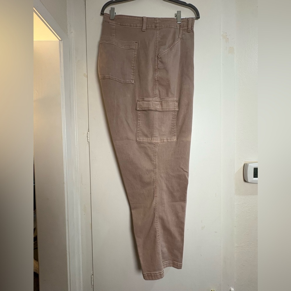 Women's Tan Cargo Boyfriend Style Denim Pants Size 24W